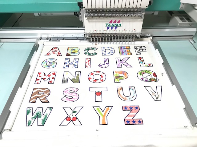 デコレーションズ刺繍CD企画♡　その93 アルファベットの試し縫い♪　entrance embroidery
