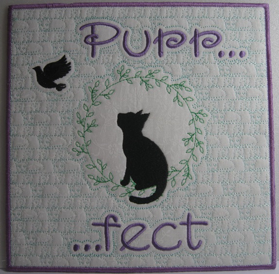 『猫の刺繍CD』の刺繍のご紹介ありがとうございます。