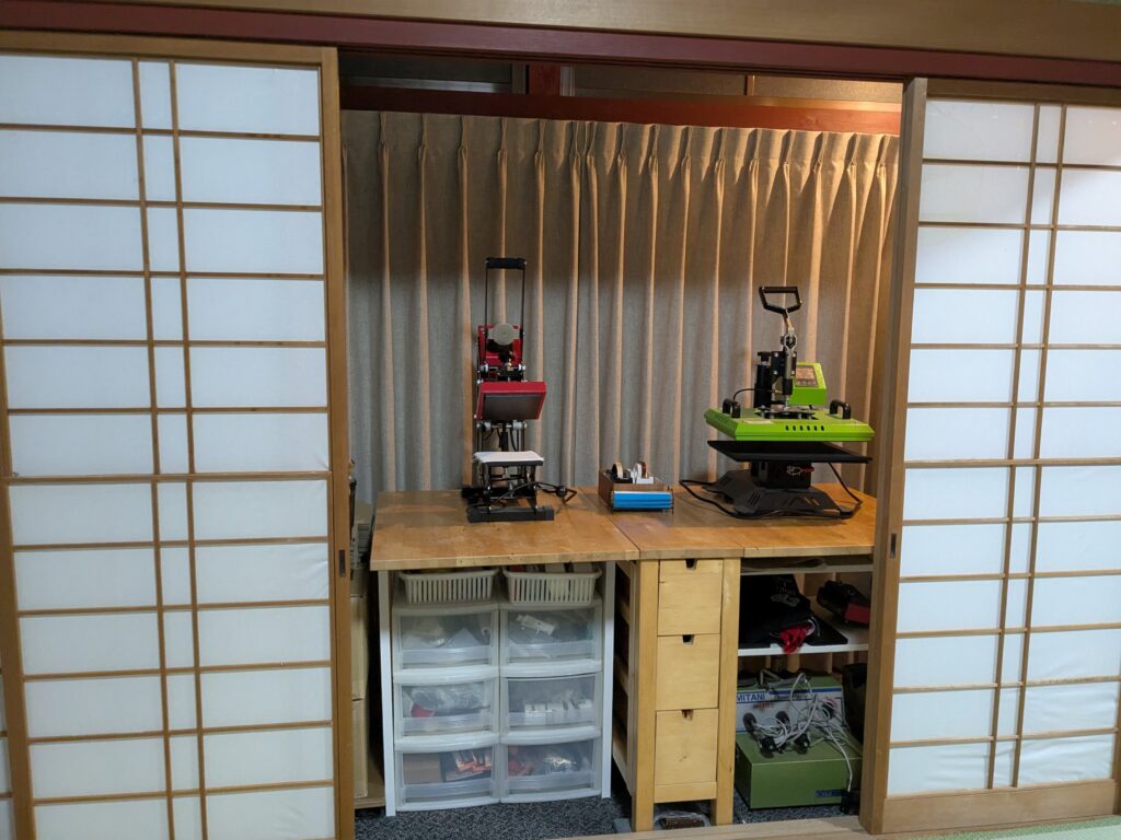 ミシン刺繍の集いの妄想準備中!!　その3　ハンガーラック♪