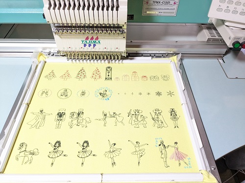 エレガント系刺繍データ制作・CD企画 その28 くるみ割り人形とダマクス模様刺繍♪