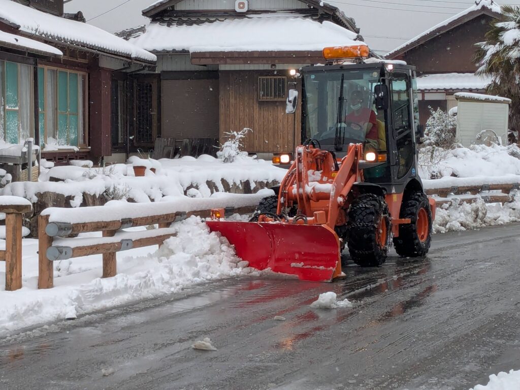 除雪車を初めて見ました!!